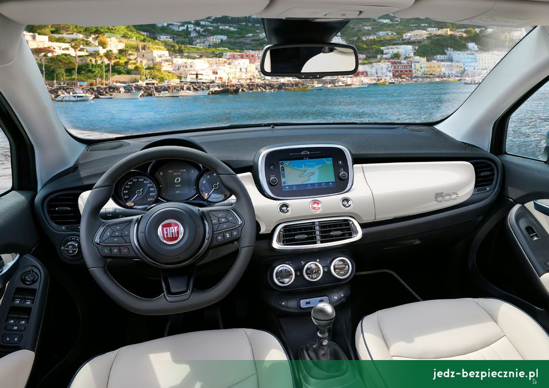 Premiera tygodnia - Fiat 500X Dolcevita open air - widok zza kokpitu